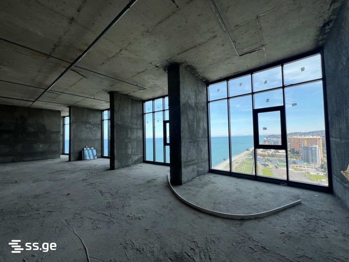 Commercial Space For Sale. Chaqvi view 12