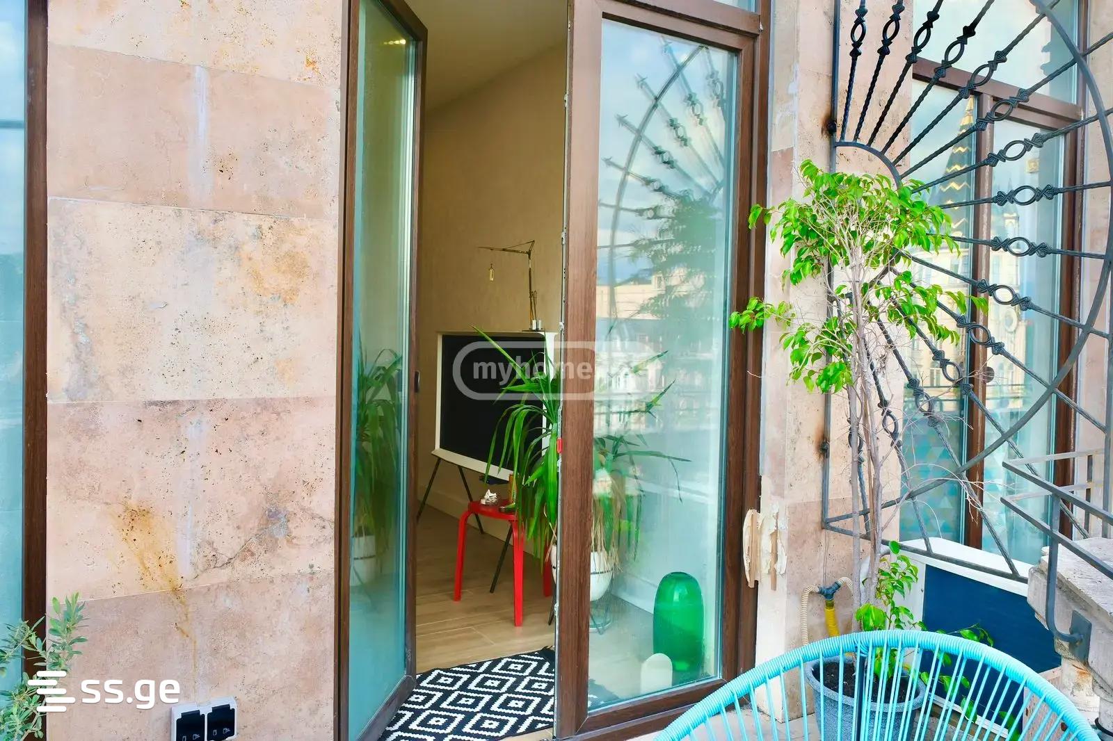2-Room Apartment For Daily Rent In Batumi, Memed Abashidze St, 0, 95 M² — $115 Per Day view 54