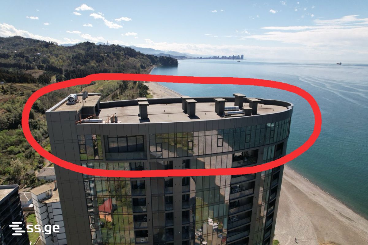 Commercial Space For Sale. Chaqvi view 1