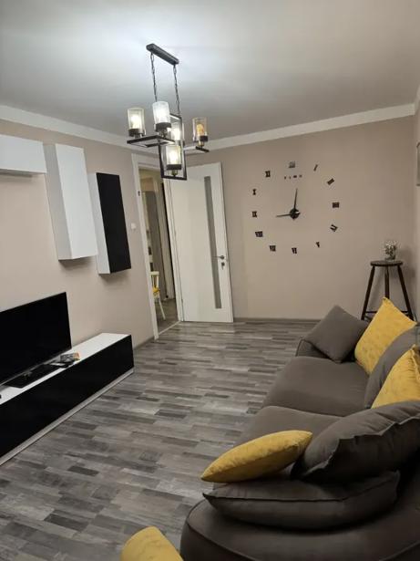 https://static.ss.ge/20260816/2_cd469dc1-f823-401e-b7a7-2e7c8b042367_Thumb.jpg