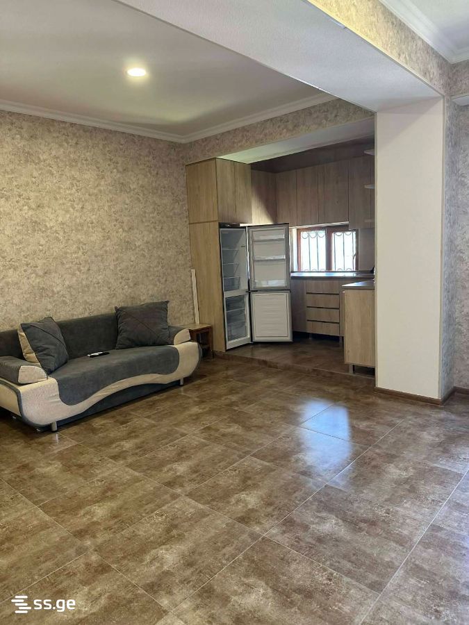 3 Room Flat For Sale view 5