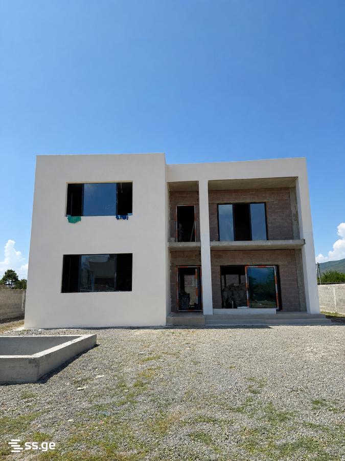 7 Room Private House For Sale view 4