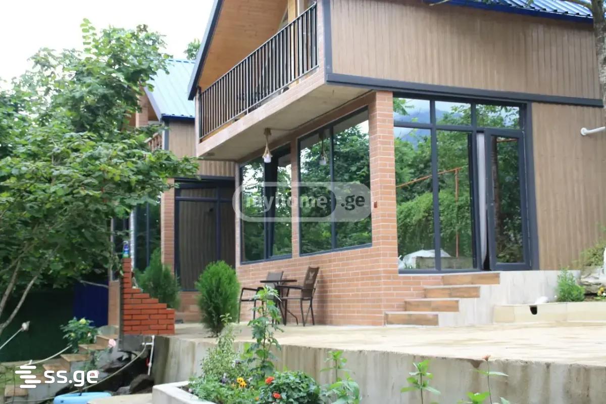 2 Room Private House Daily Rent. Batumi view 4