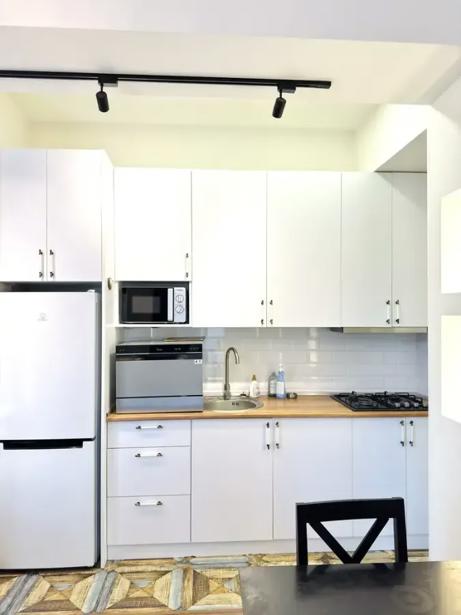 https://static.ss.ge/20260818/11_8f209ee7-9c83-45dc-94ef-452d146314c0_Thumb.jpg