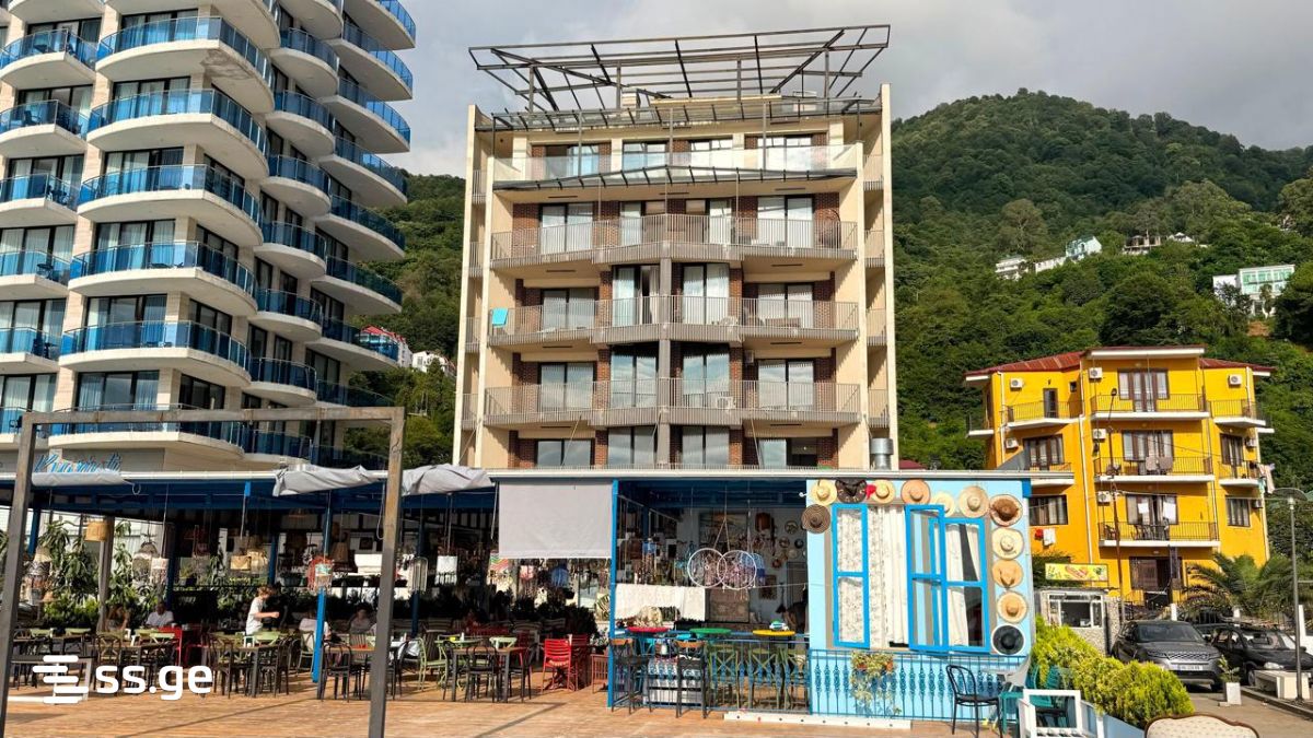 1 Room Flat For Sale view 2
