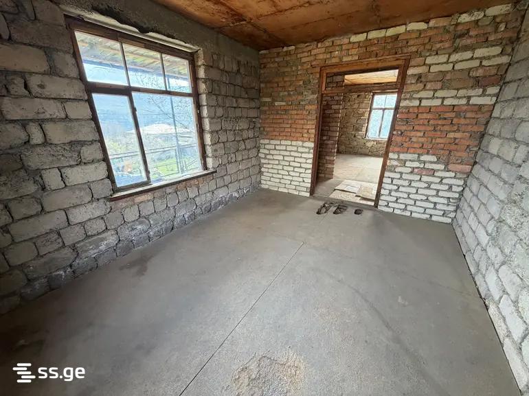 8 Room Private House For Sale view 5