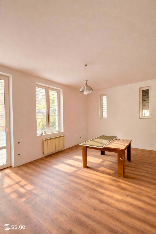 10 Room Private House For Sale view 9