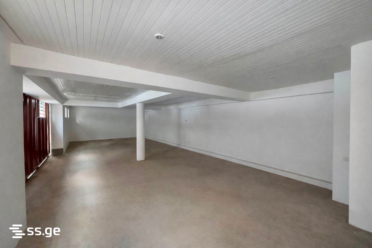 10 Room Private House For Sale view 14