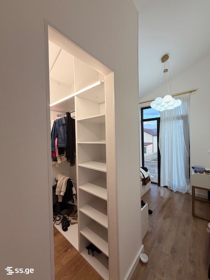 5 Room Private House For Sale view 10