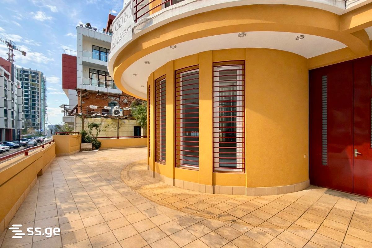 10 Room Private House For Sale view 15