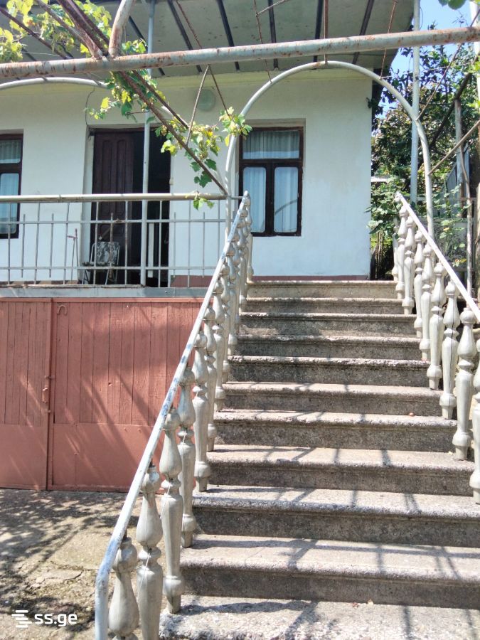 5 Room Private House For Sale view 1
