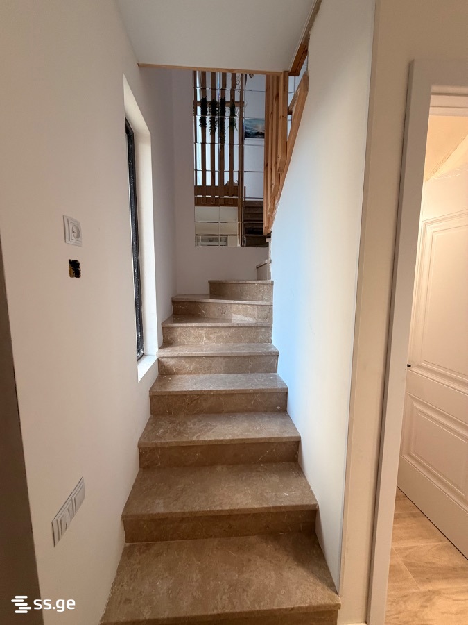 5 Room Private House For Sale view 6