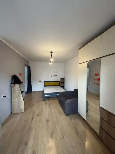 https://static.ss.ge/20260818/2_9d406edf-3b46-4a0e-a81a-a094613bf03c_Thumb.jpg