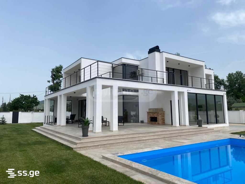 7 Room Private House For Sale view 18