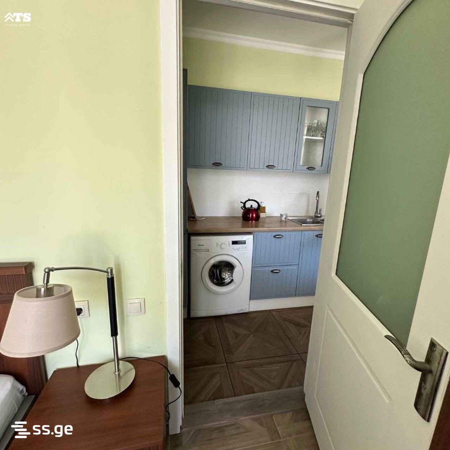 2 Room Summer Cottage For Rent. Batumi view 3