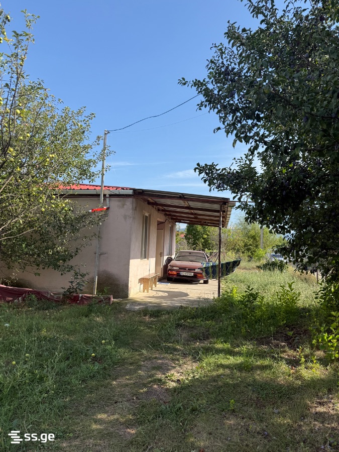 3 Room Private House For Sale view 3