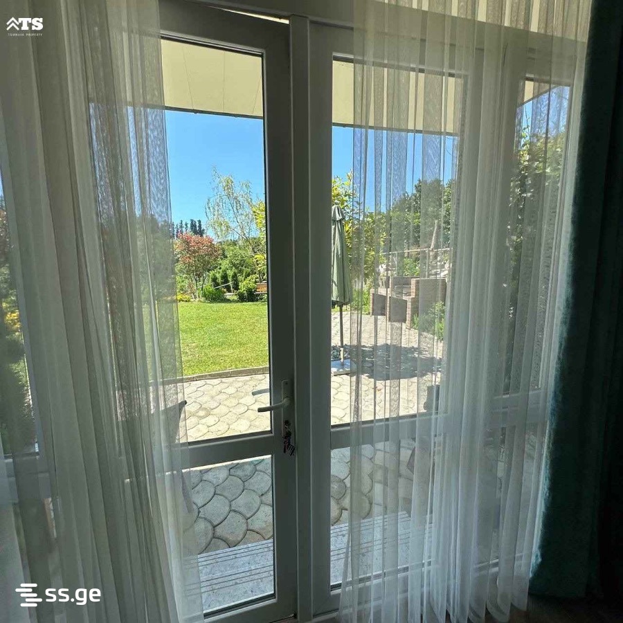 2 Room Summer Cottage For Rent. Batumi view 10
