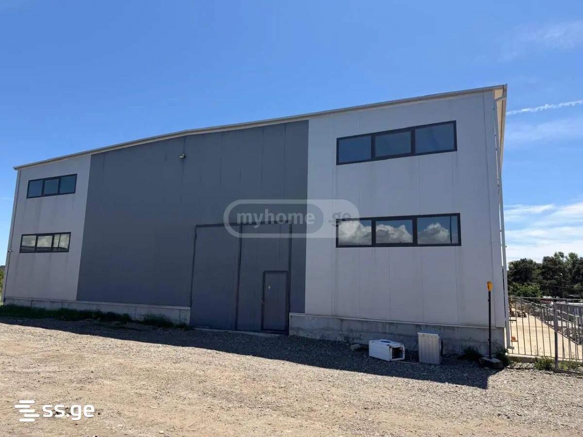 Store-Industrial Property For Rent. Didi Lilo view 3