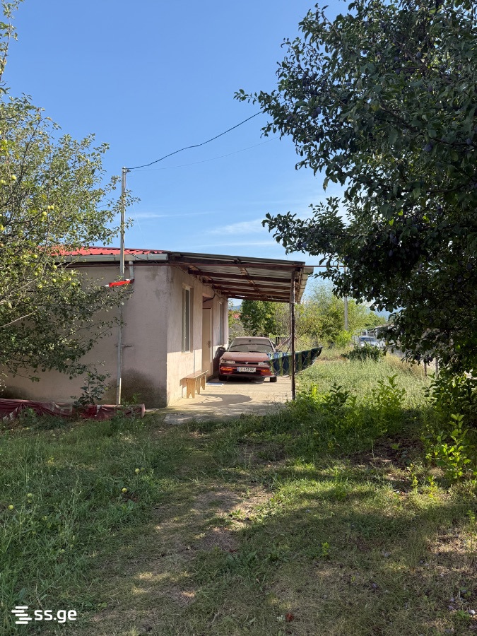 3 Room Private House For Sale view 1