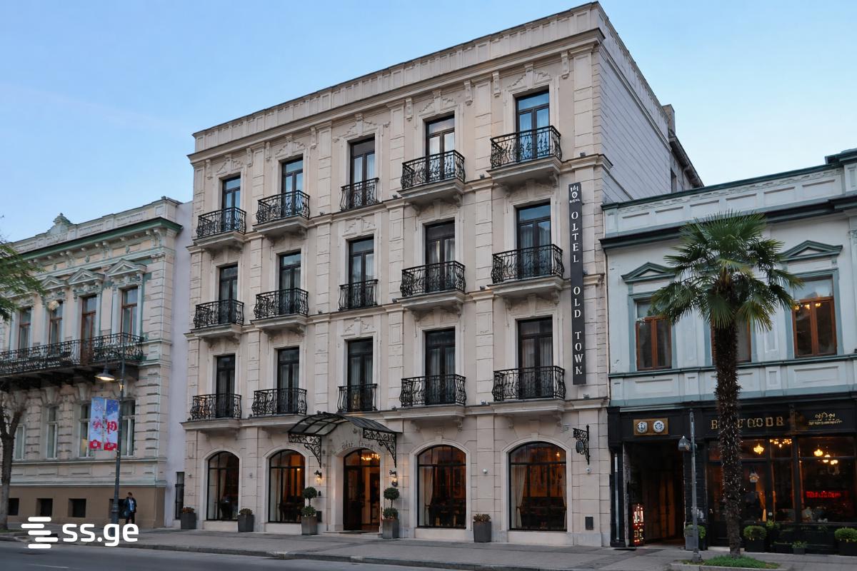 18 Room Hotel For Rent. Batumi view 1