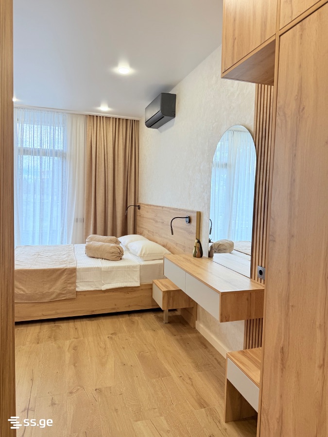 1 Room Flat Daily Rent. Chaqvi view 1