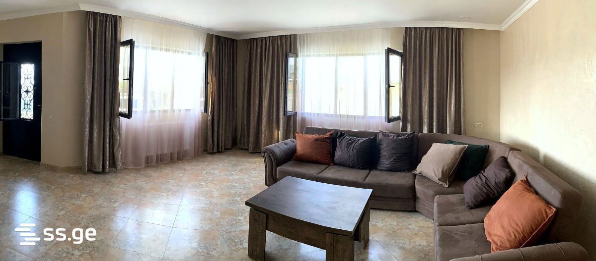 7 Room Private House For Rent. Bazaleti view 2
