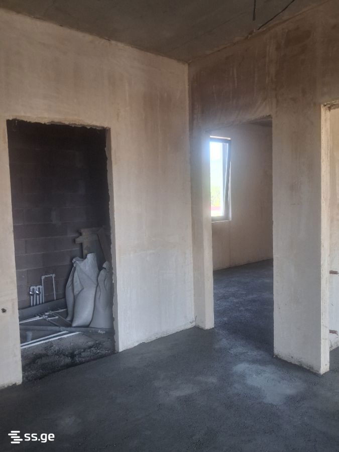 8 Room Private House For Sale view 25