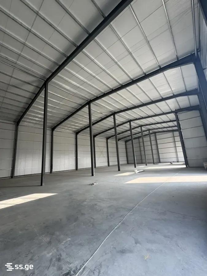Store-Industrial Property For Rent. Didi Lilo view 1