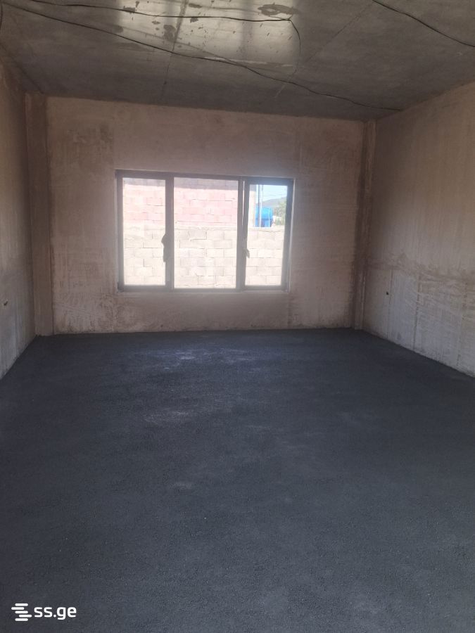 8 Room Private House For Sale view 26