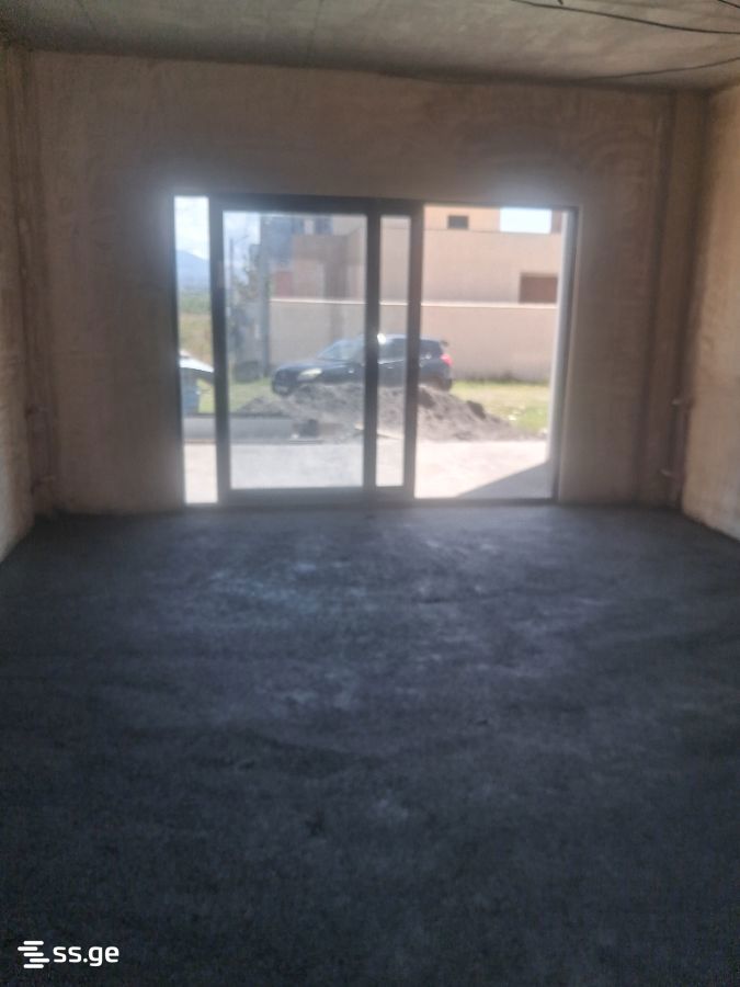 8 Room Private House For Sale view 20