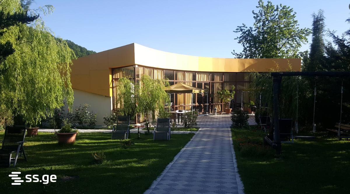 8 Room Hotel For Sale view 13