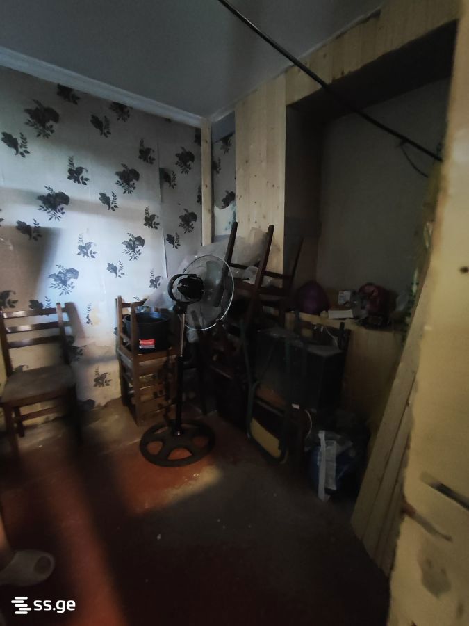 10 Room Hotel For Sale view 8