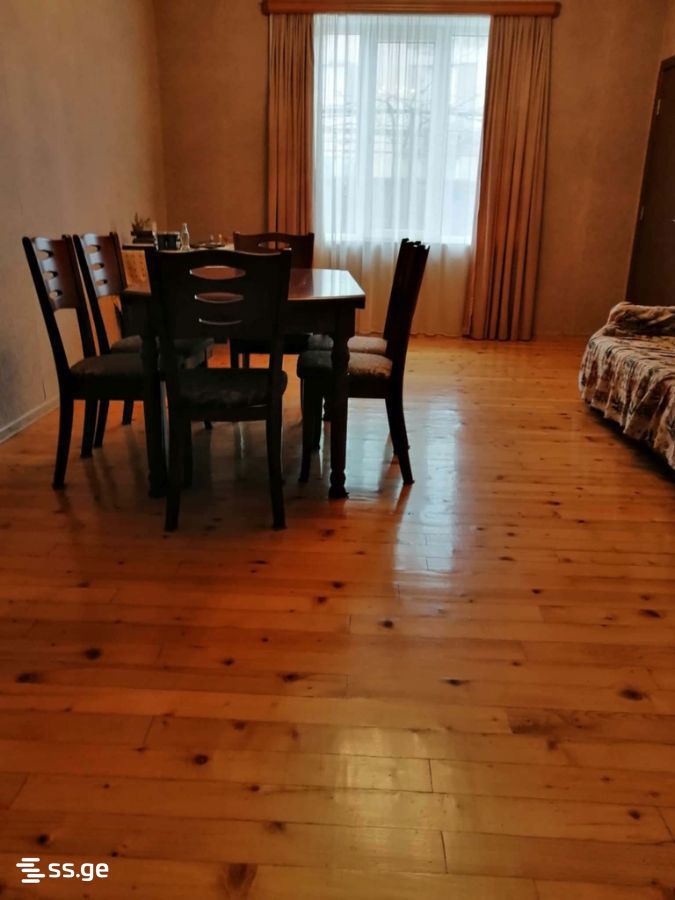 7 Room Private House For Sale view 13