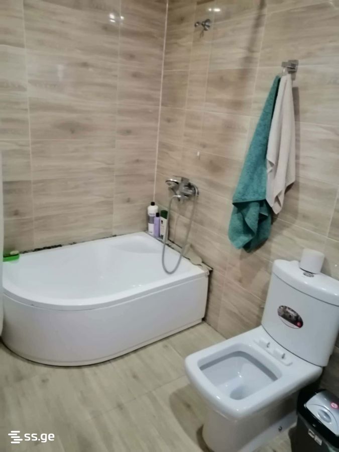 7 Room Private House For Sale view 4