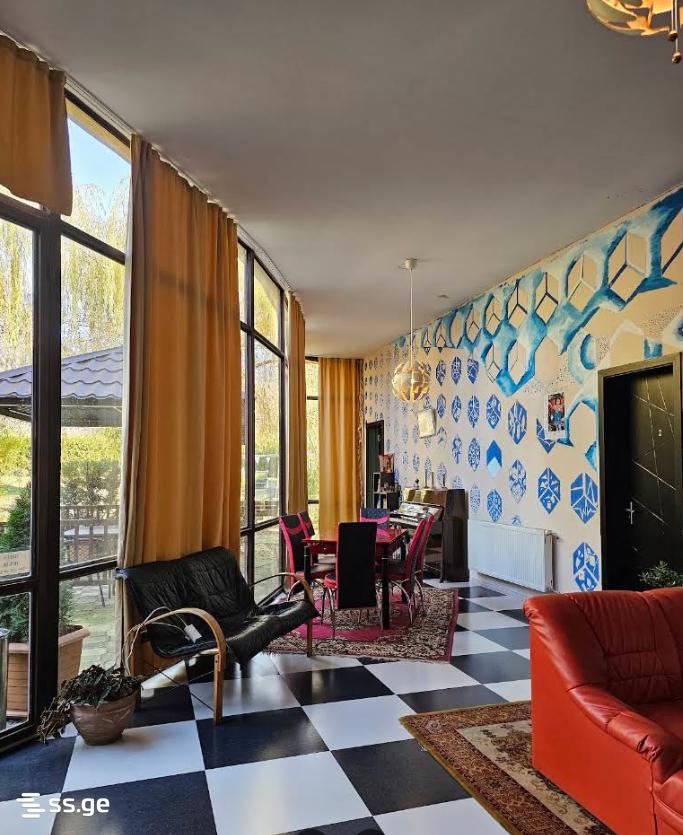 8 Room Hotel For Sale view 5