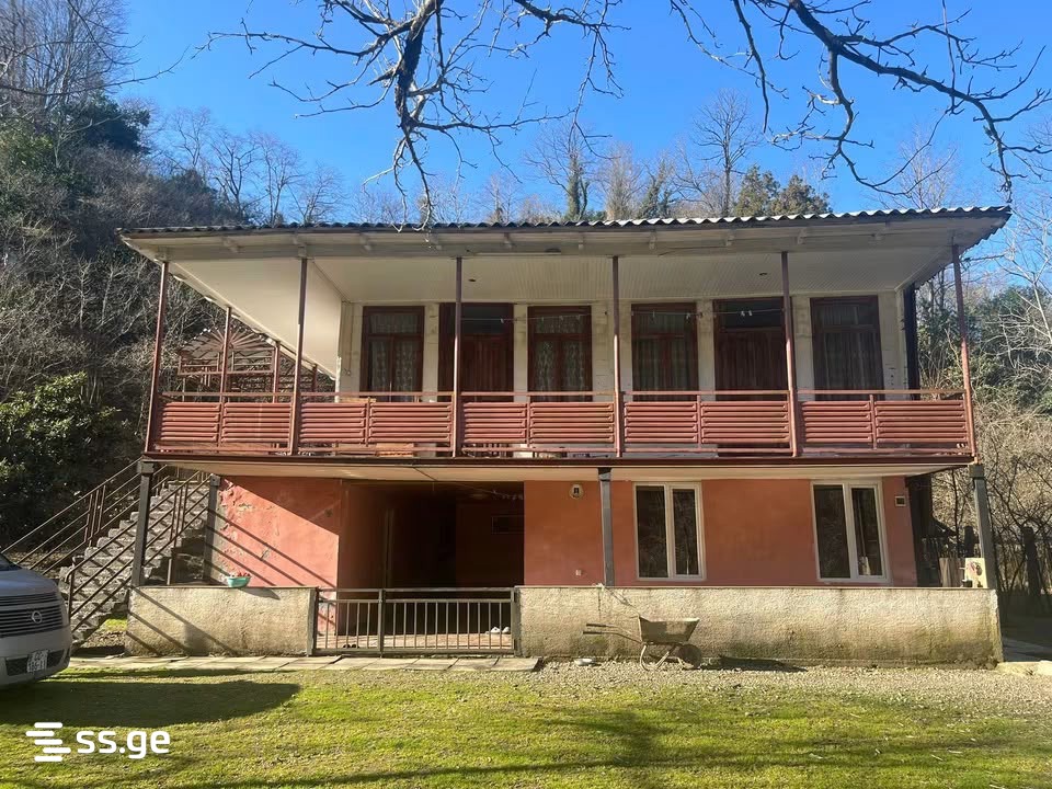 7 Room Summer Cottage For Sale view 1