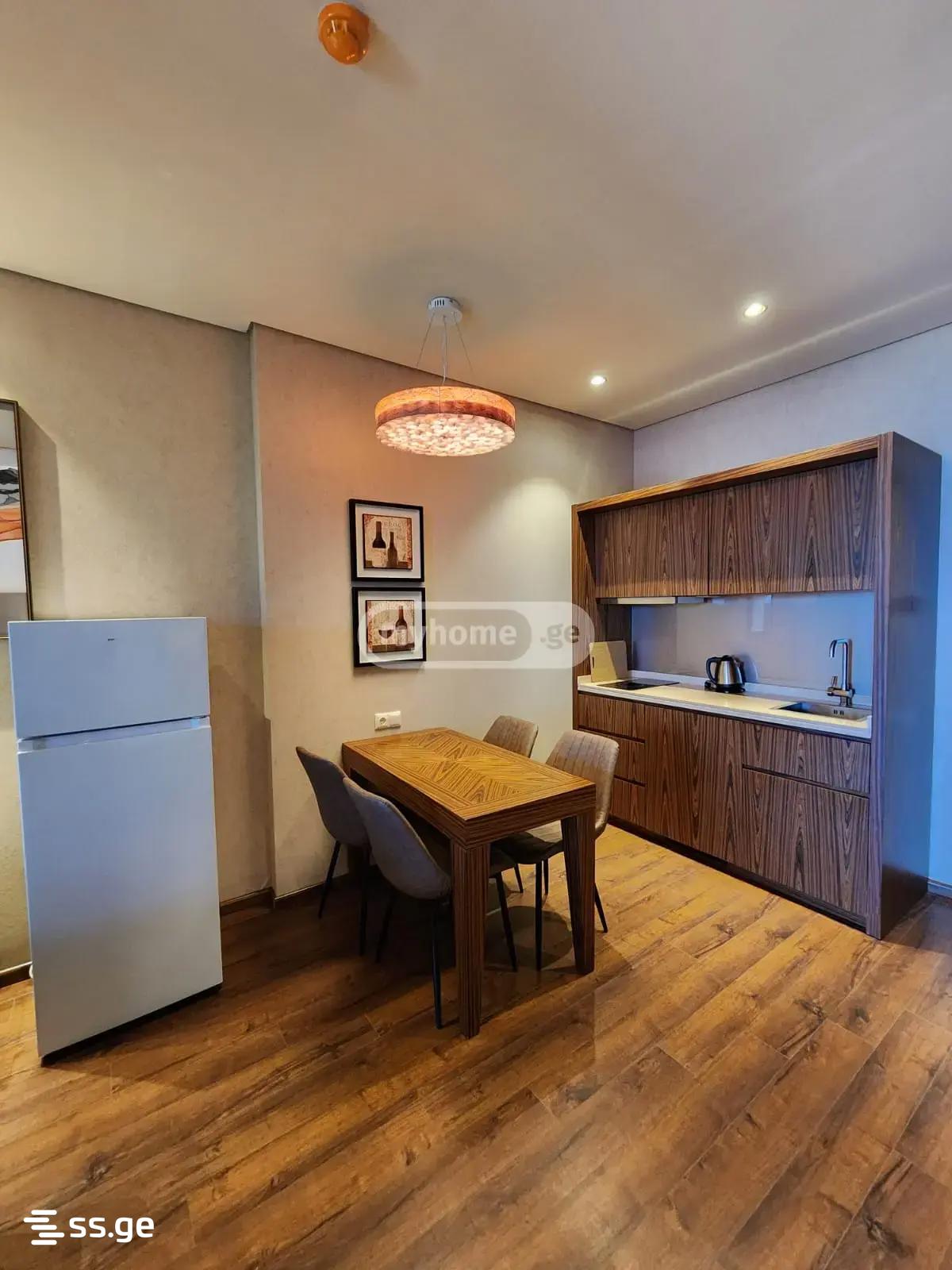 2 Room Flat Daily Rent. Chaqvi view 8