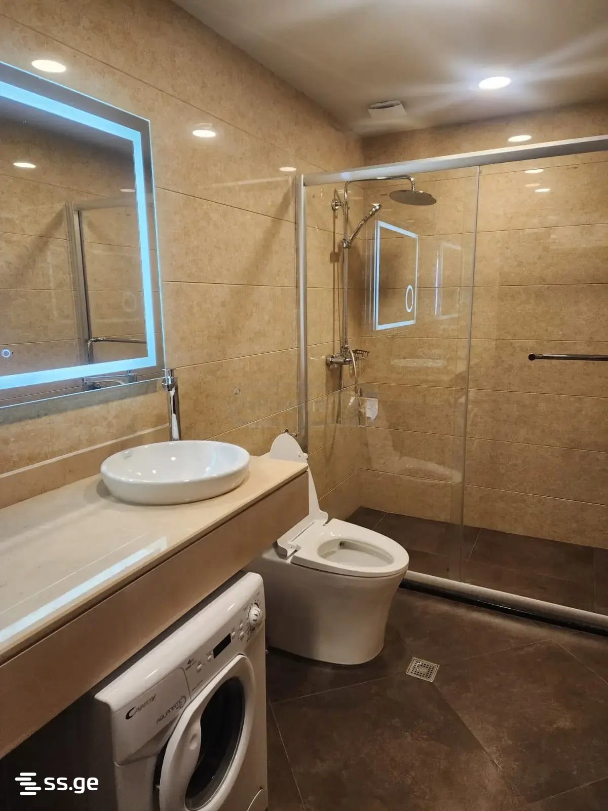 3 Room Flat Daily Rent. Chaqvi view 13