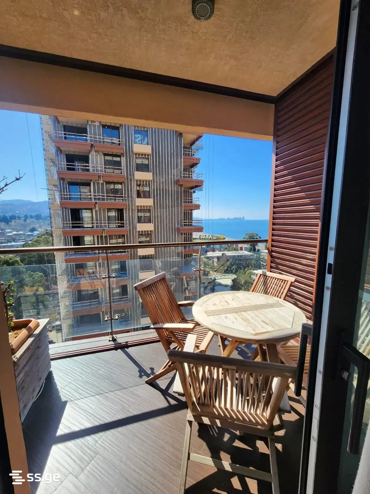 2 Room Flat Daily Rent. Chaqvi view 5