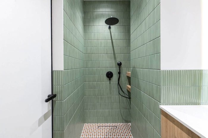 https://static.ss.ge/20260823/13_7d0b509e-9c27-4127-b767-052988c8c1cb_Thumb.jpg