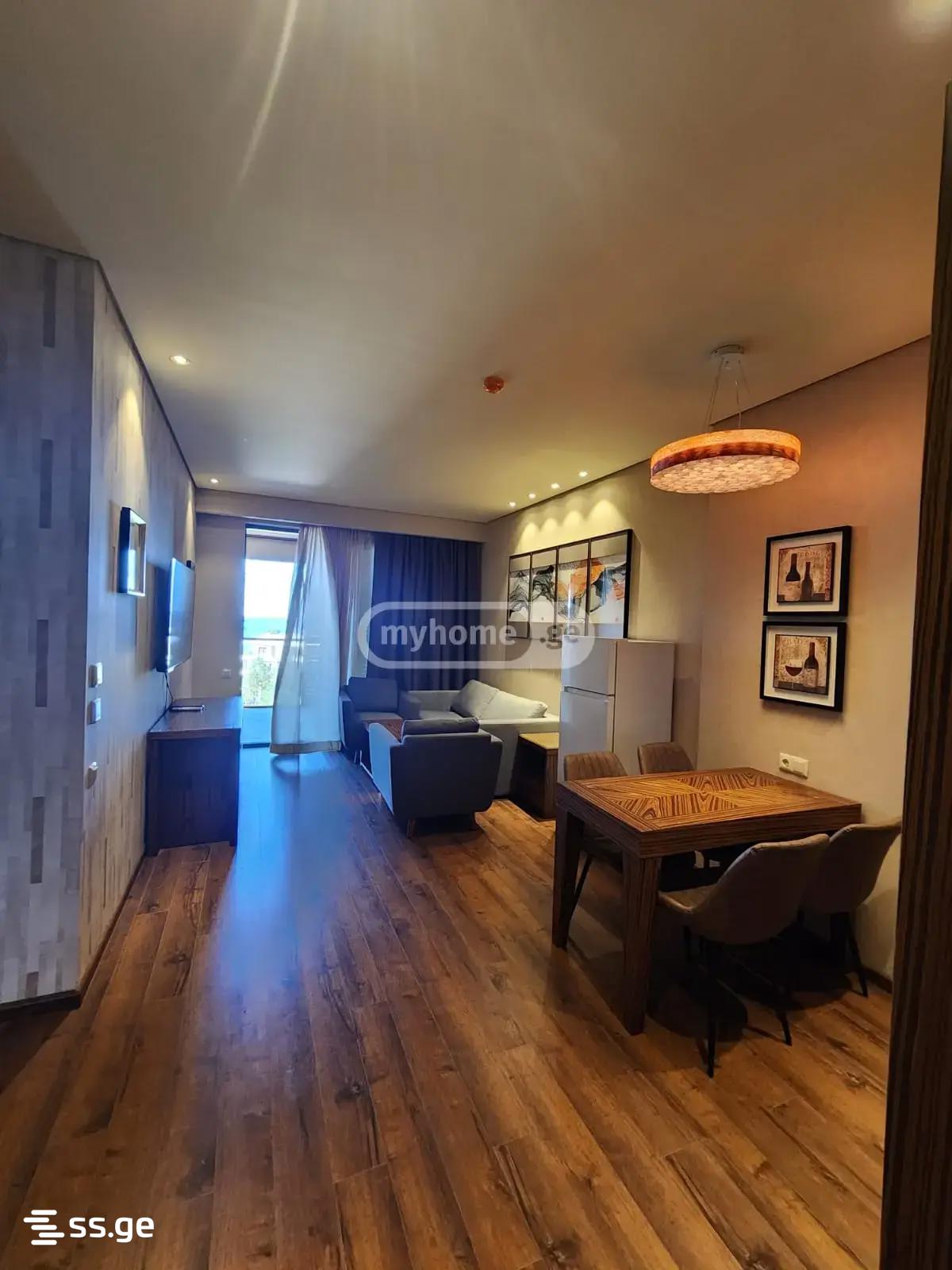 2 Room Flat Daily Rent. Chaqvi view 6