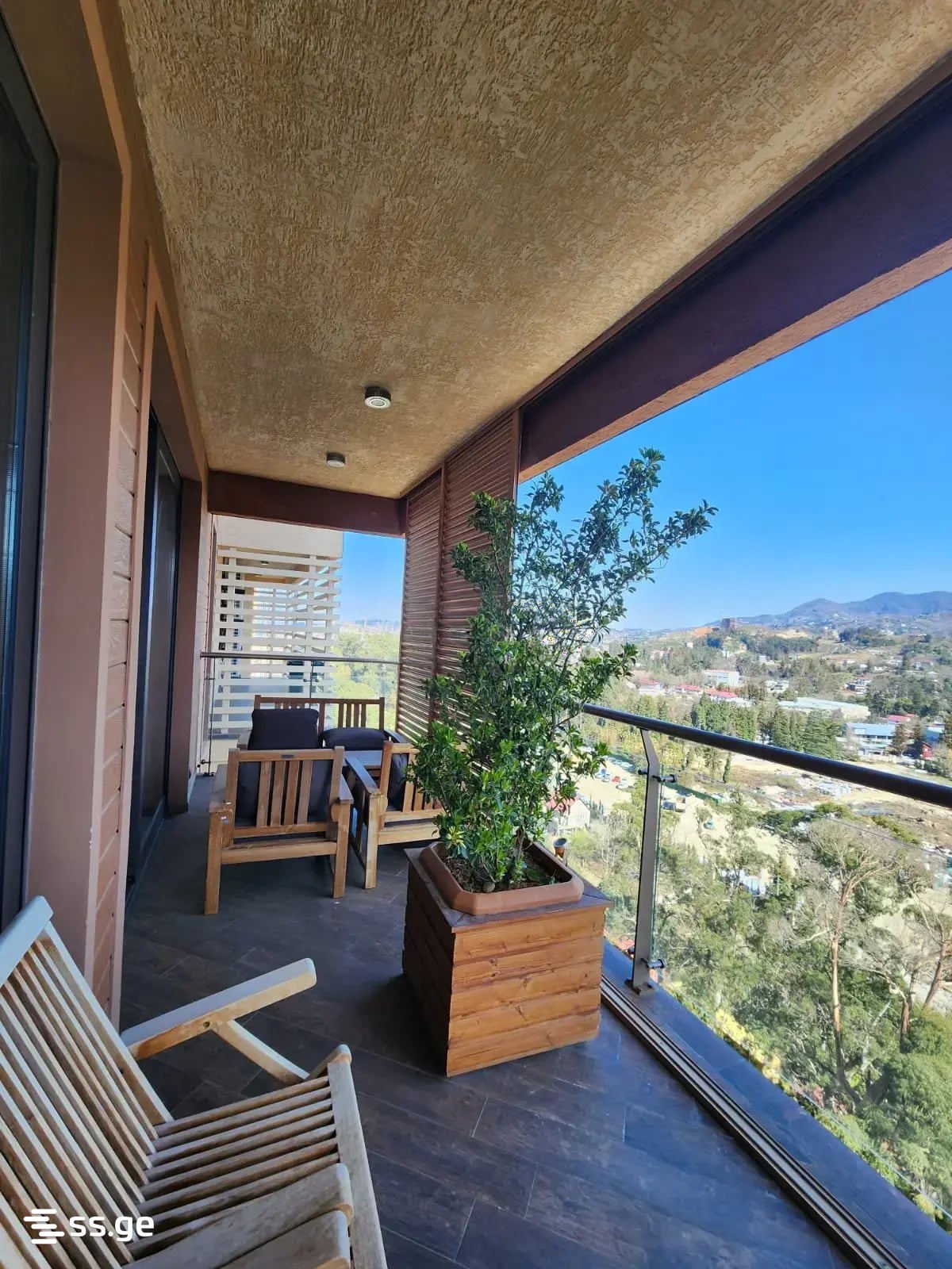 3 Room Flat Daily Rent. Chaqvi view 5