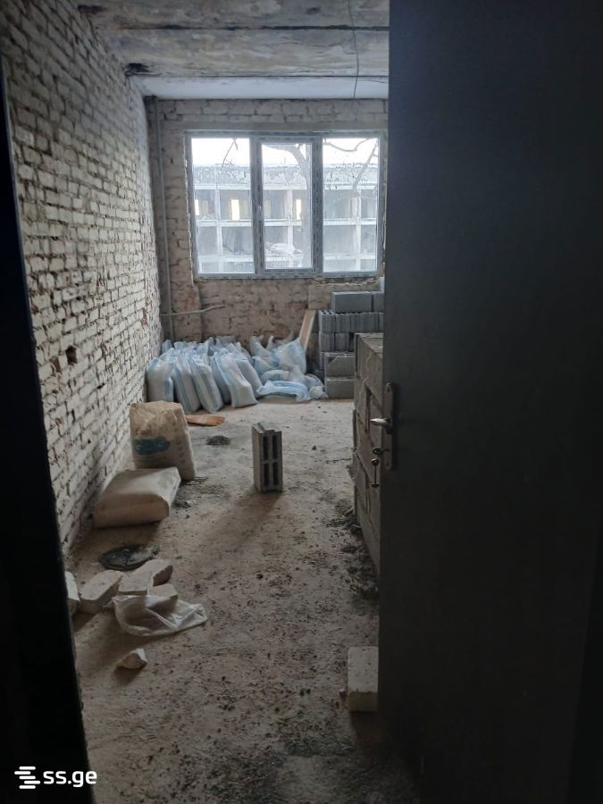 2 Room Flat For Sale view 1