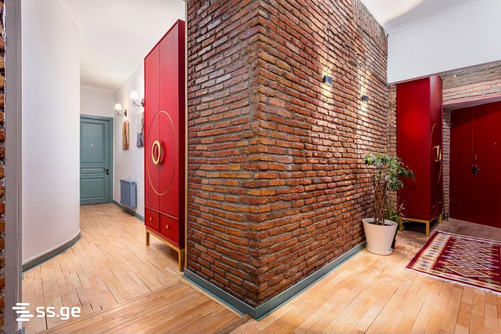 6 Room Hotel For Sale view 12