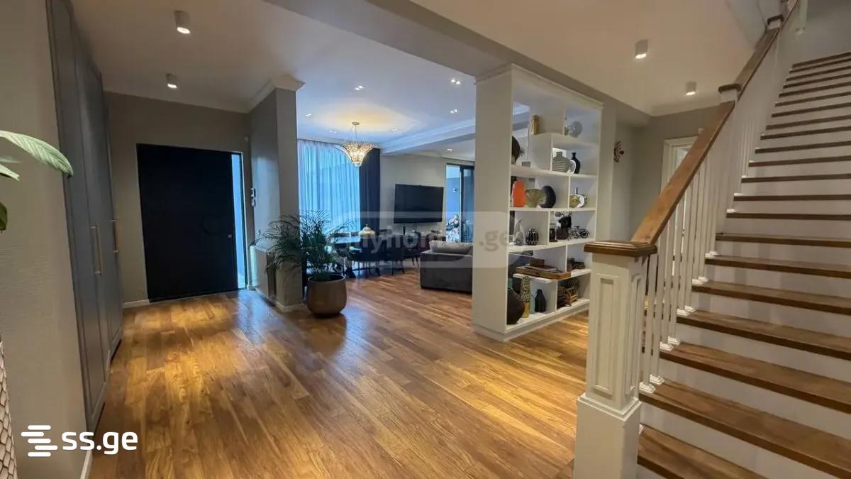 7 Room Private House For Rent. Tabakhmela view 5