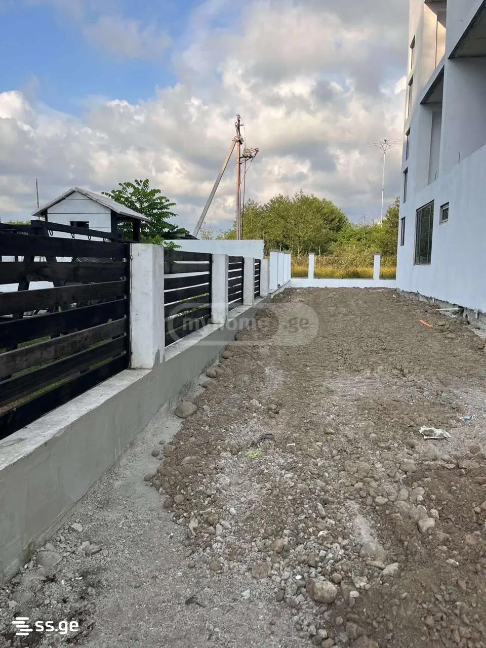 10 Room Hotel For Sale view 2