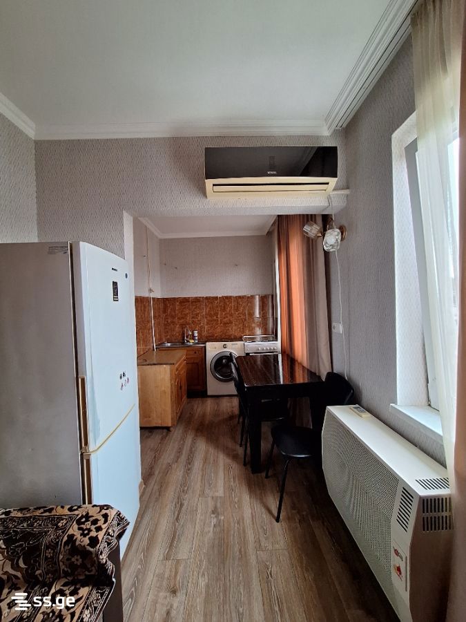3 Room Flat For Sale view 2