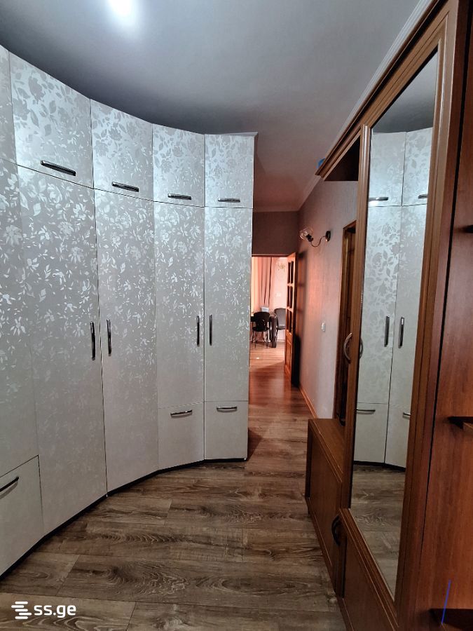 3 Room Flat For Sale view 9