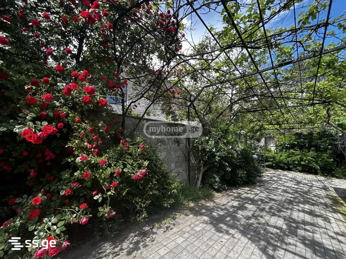 6 Room Private House For Rent. Varketili view 12