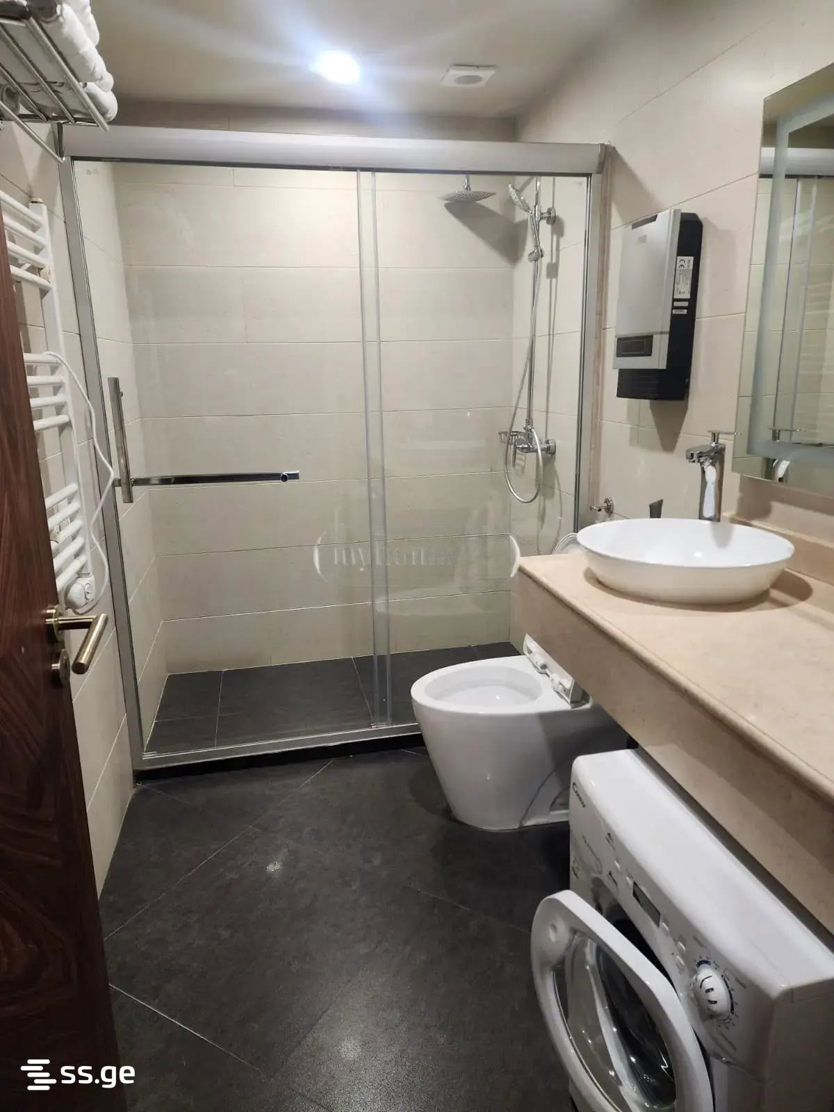 1 Room Flat Daily Rent. Chaqvi view 6
